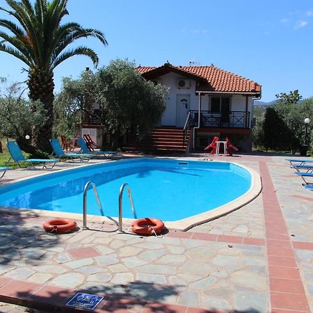 Villa Iatrou Potos Bagian luar foto