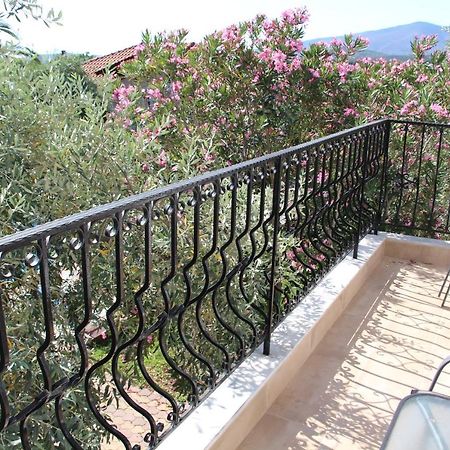 Villa Iatrou Potos Bagian luar foto