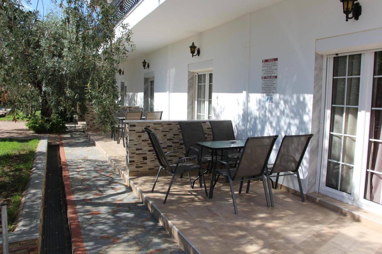 Villa Iatrou Potos Bagian luar foto
